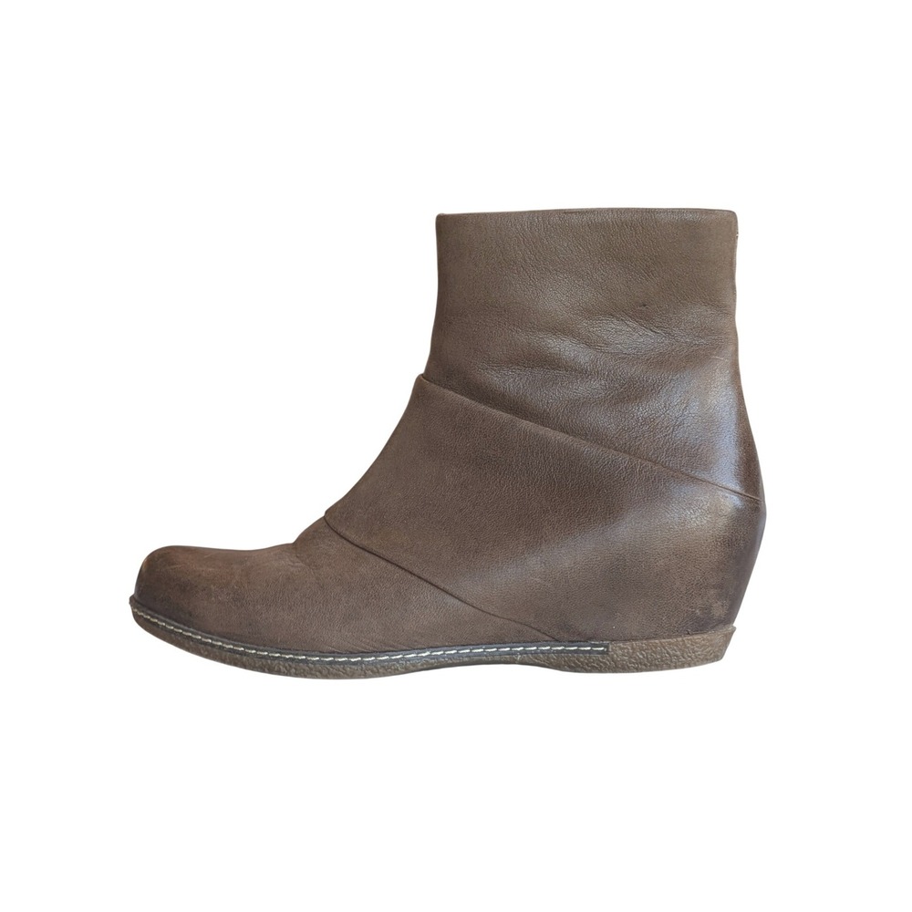 Dansko Brown Leather Asymmetrical Wedge Ankle Boots Womens 39 6902671200